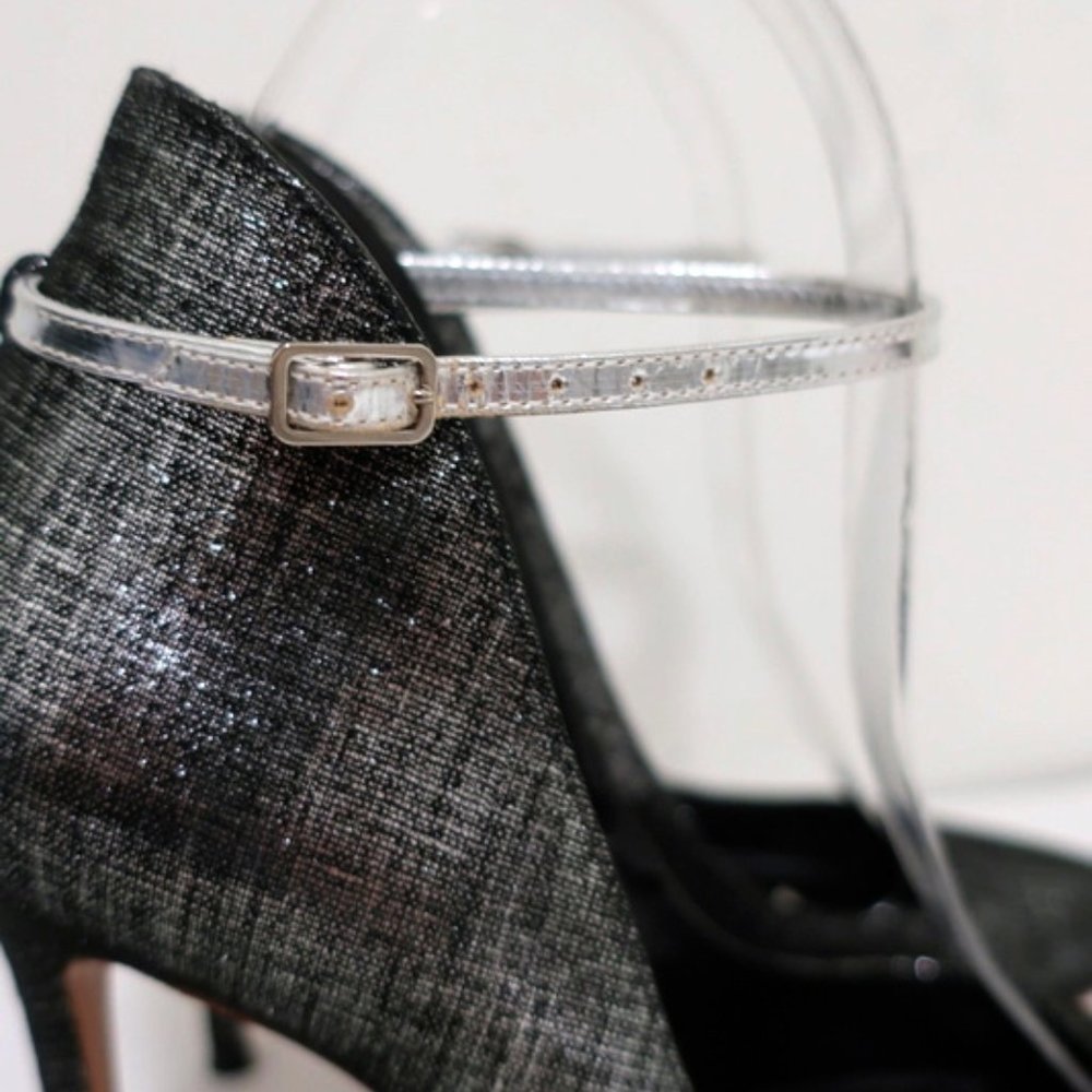 Gianvito Rossi High-Back Ankle Strap Pumps Sz 36.5 - Picture 3 of 11